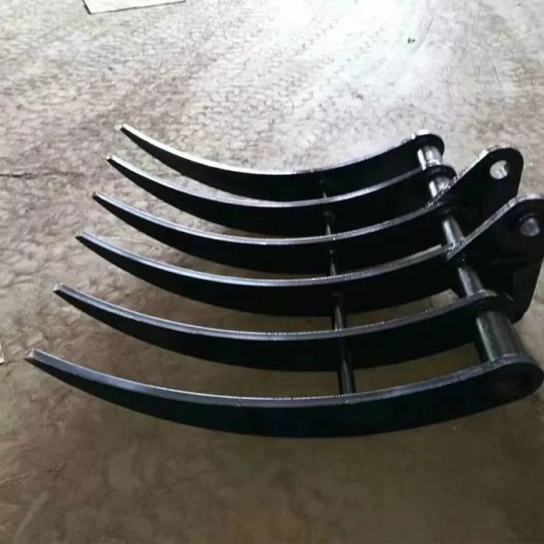 Quality Black / Green Excavation Brush Rake With Sharp Tines - Standard Shape wholesale