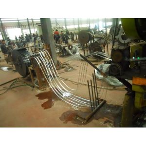 Practical Razor Wire Fence Easy Installation With Sharp Blades Rust Resistant