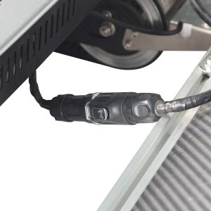 Clean-In-Place Photovoltaic Power System Maintenance Robot and Guaranteed Cleanliness