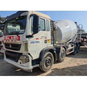 XG Power Saving Concrete Mixer Trucks 12cbm with Hydraulic Shotcrete