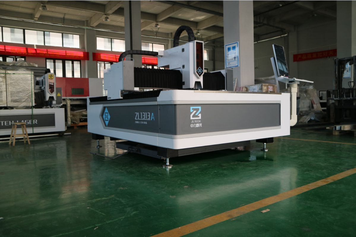 Small Fiber Laser Sheet Cutting Machine