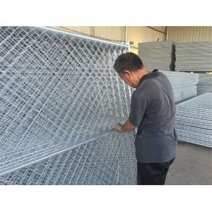 chain link temporary construction fence panels 6FT X 10F Mesh 2 3/8 " x 2 3/8" (