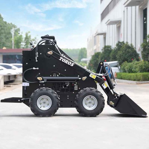 Quality Multiple Function Mini Skid Steer Loader 60-70In Height  High Performance wholesale