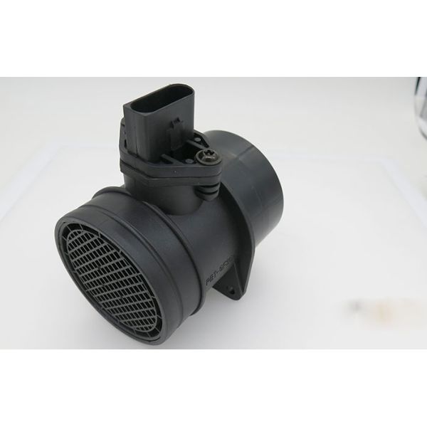 1 - 5VDC Big Black MAF Air Flow Meter For Audi 0 280 218 065 06A 906 461 M
