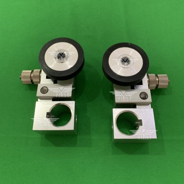 Quality 1 Set Forwarding Runner Assembly Bracket Rubber Wheel For Heidelberg SM74 SORM wholesale