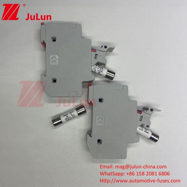 20A Solar PV Fuse Holder With Fuse For Photovoltaic Bus Box Nqqk RT16D-00 TPS DC