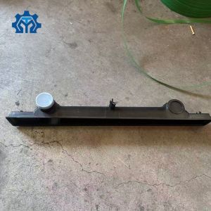China EX120-6 Plastic Water Chamber For Hitachi Excavator Water Radiator on sale