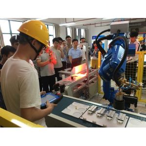 Scalability Easily Robot Teach Pendant With Industrial Robot System