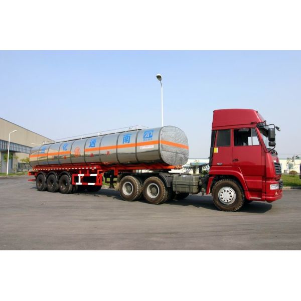 Quality 40800L Fuel Crude Oil Semi Tanker Trailer For Petroleum 40.8cbm 3 Axles wholesale