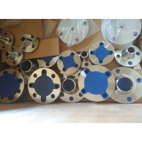 Carbon Steel A105 Pipe Connector 150LBS Forged Plated Flanges