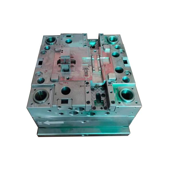 Quality Multi Cavity Custom Plastic Injection Mold with HASCO hot runner wholesale