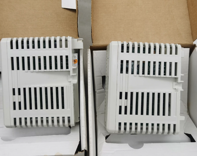 DP820 3BSE013228R1 ABB Profibus DP slave communication interface module AC 800M