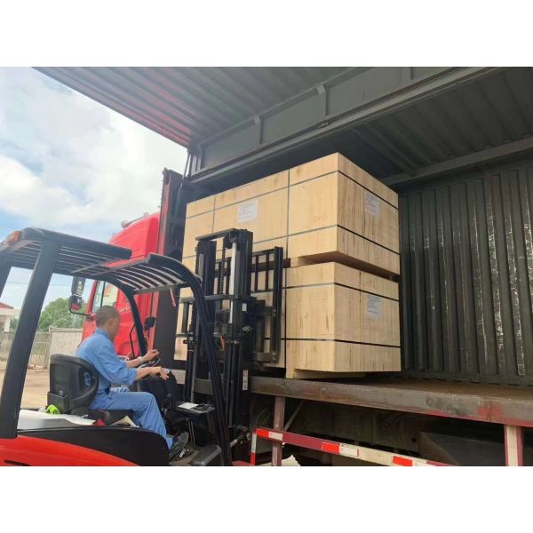 Commercial Teppanyaki Grill Table with 500*400mm Cooking Size 50-300℃ Temperature Range and 5KW Power for Restaurants and Hotels