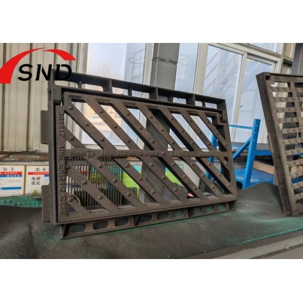 OEM Combination Cast Iron Gully Grate GGG50 with Triangle Shape for Efficient