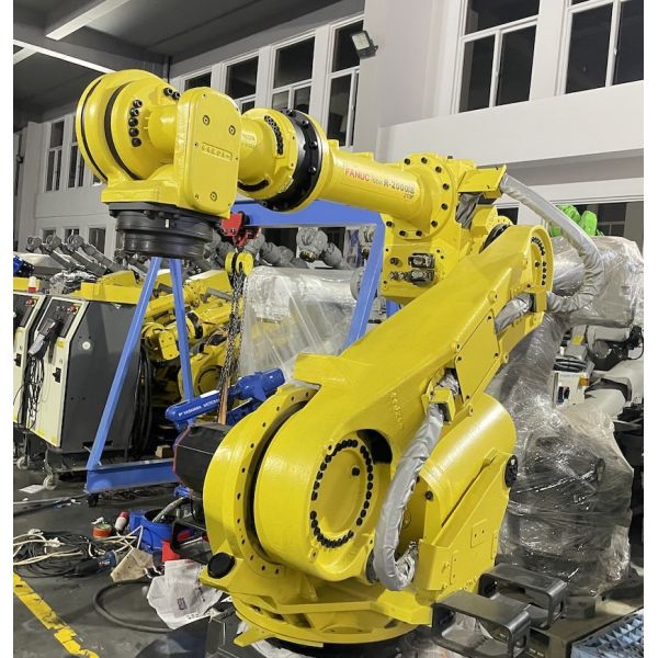 Fanuc R-2000iB-210F Spotwelding Press Tending Palletising Loading And Unloading