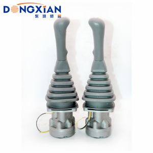 Excavator Spare Parts Joystick Handle Controller Komatsu Part 4303122 DH225-7