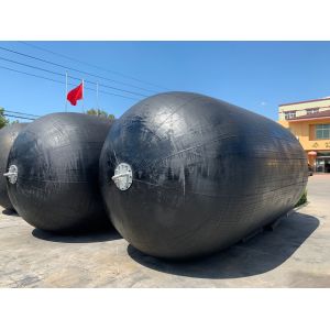 0.5-4.5m Diameter Yokohama Marine Fender With Low Reaction Force And 2 Years