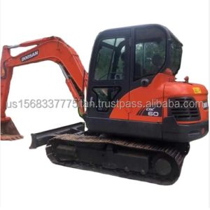 Doosan Excavators 6TON Dx60 Construction Track Excavator Original Less Working