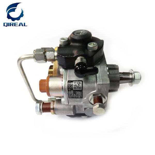 J05E Fuel Injection Pump VH22100E0030 For excavator SK200-8