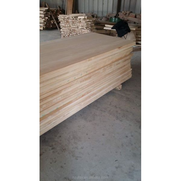 Customizable Solid Pine Wood Board with Moisture Content 8-12% and Natural Texture