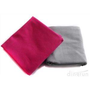 Soft Plush Microfiber Towels , Ultra Compact Towels For Travelling