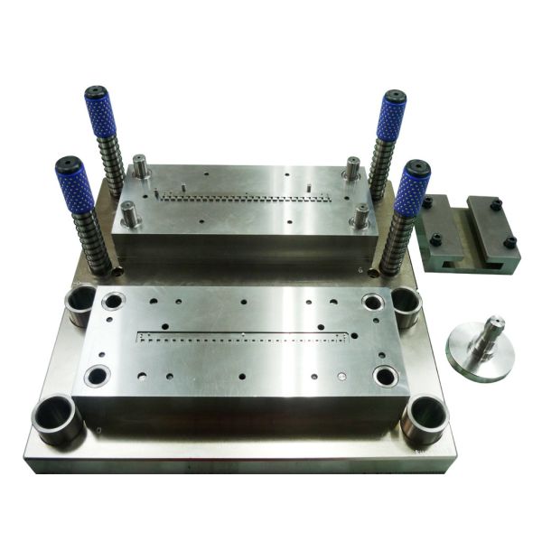 Quality Moulds Making Stamping Mould Advanced Production And Testing Equipments wholesale