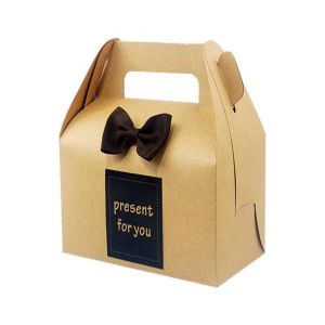 China custom favor gable box  Factory direct sell gift gable packaging box  dessert gable box on sale