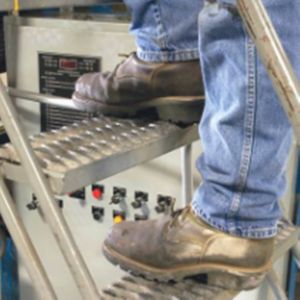 China 25mm Bending Punched Grip Strut Walkway Aluminum Anti Skid Diamond on sale