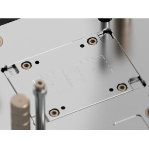 OEM / ODM ： Cold Runner Injection Molding & Transparent Medical Instrument