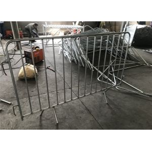 Hot Dipped Galvanized Crowd Control Barriers 1100mmx2500mm width 300gram/sqm hot