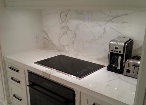 Quality White Kitchen Marble Countertops And Backsplash , Huge Marble Tile Countertops wholesale