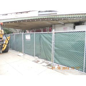 chain link temporary construction fence panels 6FT X 10F Mesh 2 3/8 " x 2 3/8" (