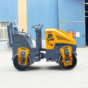 China 2t Small-Size Road Mini Vibratory Hydraulic Vibrating Road Roller Compactors with Good on sale