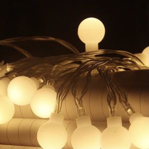 Party Globe String Lights Battery Operated String Lights with Remote 8 Modes