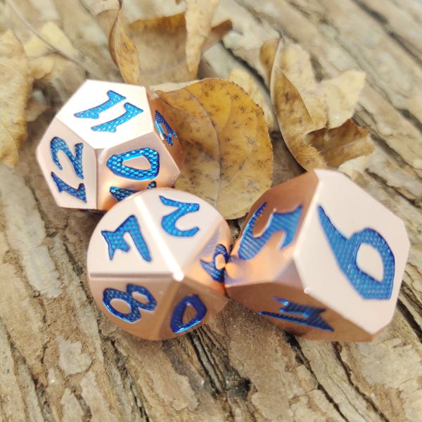 Quality Blue Dice Polyhedral Customization RPG Dice Set OEM Sharp Edged RPG Dice Zinc Gold wholesale