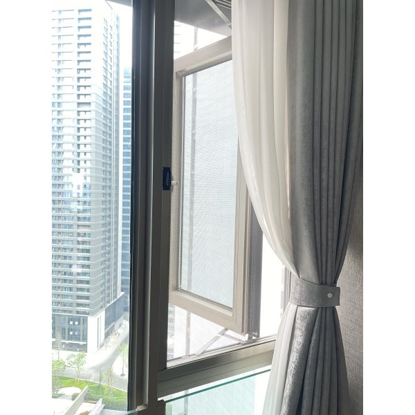 Aluminium Windows Aluminum Tilt Turn Casement Window Roller Screen Window