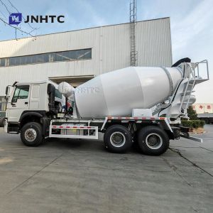 HOWO 6X4 8X4 Cement Mixer Pump Tank Construction For Construction Mixing Truck