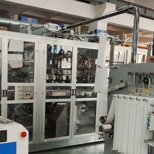 Professional Design CE Full Automatic Baby Diaper Making Machine 600pcs/Min