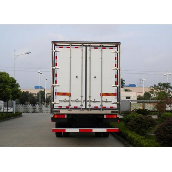 High Temperature Stability 20CBM Refrigerated Van Truck For Frozen Foods
