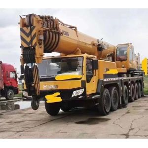 2011 XG 110T Mobile Crane with 6 Shafts and Paints Mercedes-Benz Engine at Affordable
