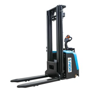 Standing Pallet Stacker Forklift , Semi Electric Hydraulic Stacker 2.2kw Lift