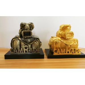 Bags And Cameras Custom Tophy Cup As Souvenirs Or Gifts For Clients