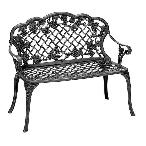 Quality Classical European Cast Iron Garden Table And Chairs Weather Resistant wholesale