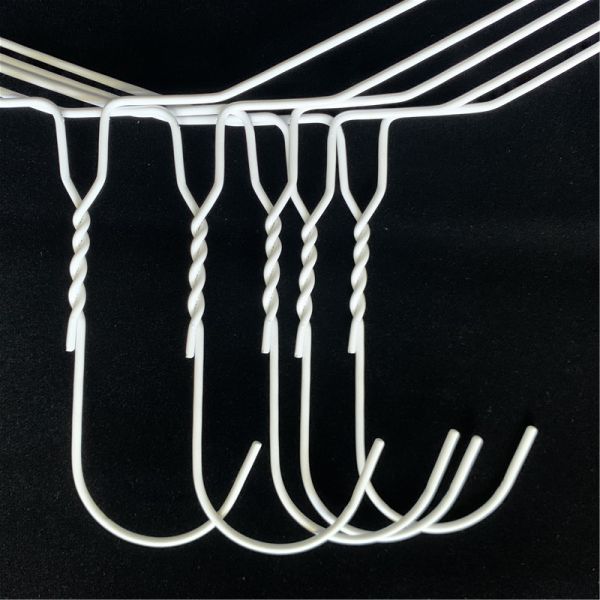 Quality Custom Shape White Wire Hangers 2.2mm Diameter For Suit Environmental Friendly wholesale