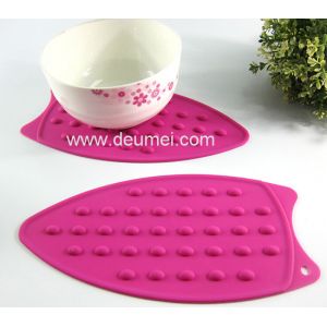Flexible Safe Iron Rest Pad Heat Resistant Soft Silicone Rubber Mat Stand