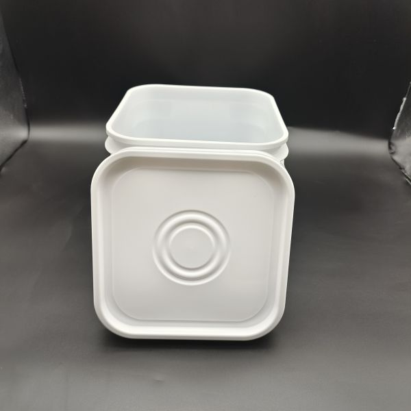 100% PP 2L 3L 5L 10L Square Shaped Plastic Bucket Anti Fall Screen Printing