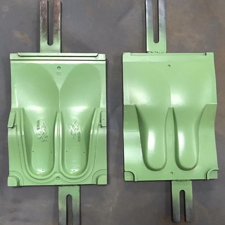 Practical Multipurpose PVC Shoe Molding , Anti Corrosive EVA Injection Slipper