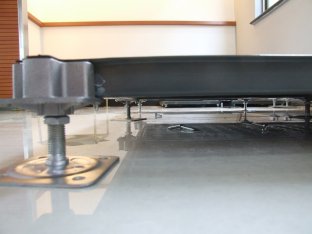 Strong intension and shockproof ability High size precision OA Raised Floor