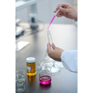 China Food Grade Enzymes with 000U/g Enzyme Activity Ventilated and Protected from Light at 25C on sale