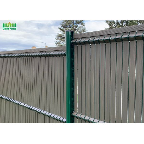 Quality Countryard Peach Post Iron Steel Wire 3d Mesh Fence wholesale